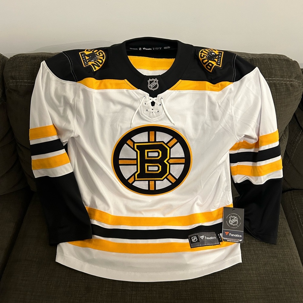 Fanatics Authentic Boston Bruins Breakaway NHL Hockey White Jersey Men’s Sz: M